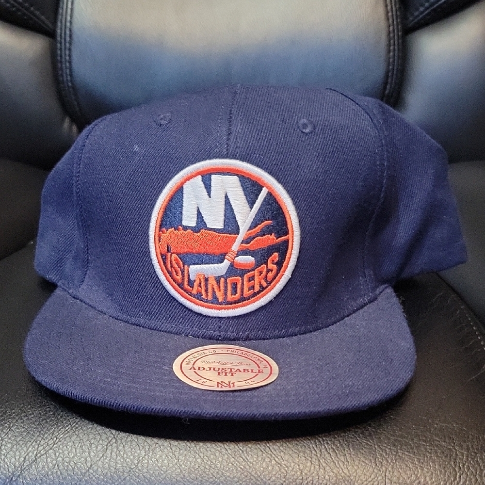 Mitchell & Ness Navy Cap